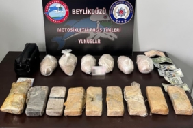 Beylikdüzü’nde uyuşturucu sevkiyatı yapan motosikletliye suç üstü