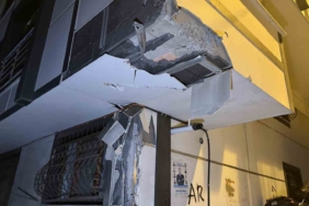 Eyüpsultan’da sokağa dalan vinç dehşet saçtı: Mahalleli sokağa döküldü