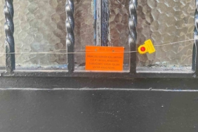 Beykoz’da duvarları ve zemini çatlayan 2 bina mühürlenerek tahliye edildi