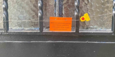 Beykoz’da duvarları ve zemini çatlayan 2 bina mühürlenerek tahliye edildi