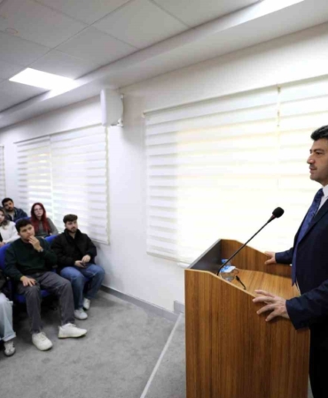 SUBÜ’de 604 öğrenci İŞKUR programıyla işbaşı yaptı