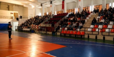 BŞEÜ’de "En İyi Narkotik Polisi Anne" projesi eğitimi düzenlendi