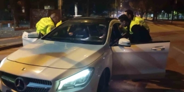 Polis ekiplerinden kaçmaya çalışan alkollü sürücü 63 bin 911 TL ceza yedi
