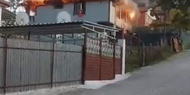 Yalova’da 2 katlı evde yangın