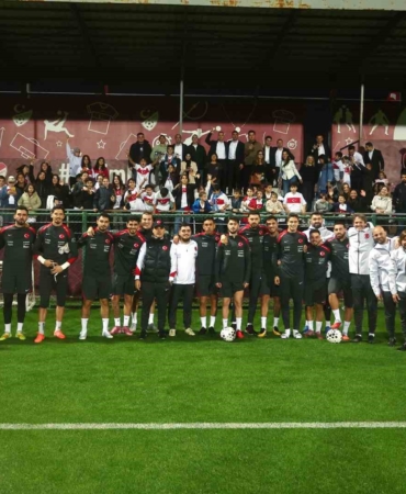 A Milli Takım, Bulgaristan ve İspanya maçlarının hazırlıklarına başladı