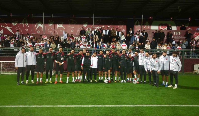 A Milli Takım, Bulgaristan ve İspanya maçlarının hazırlıklarına başladı