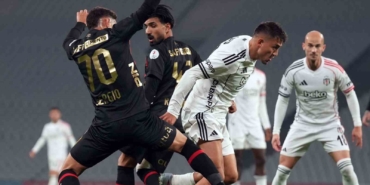 Trendyol Süper Lig: Fatih Karagümrük: 0 - Beşiktaş: 1 (İlk yarı)