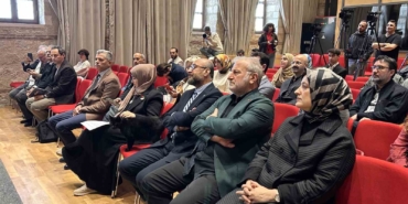 Esenler Belediyesi Rami Kütüphanesi’nde Uluslararası Yazarlar Buluşması programı düzenledi