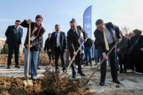 BŞEÜ’de kampüse yeni fidanlar dikildi
