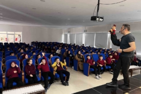 Taraklı’da ‘Çok Bilmiş İbiş’ gösterisi büyük ilgi gördü