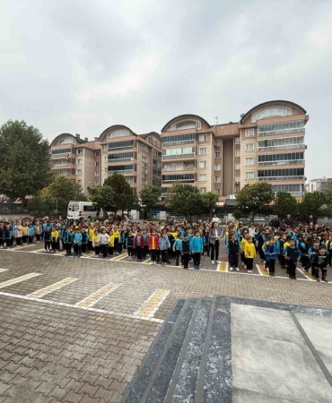 120O öğrenci derse sporla başlıyor