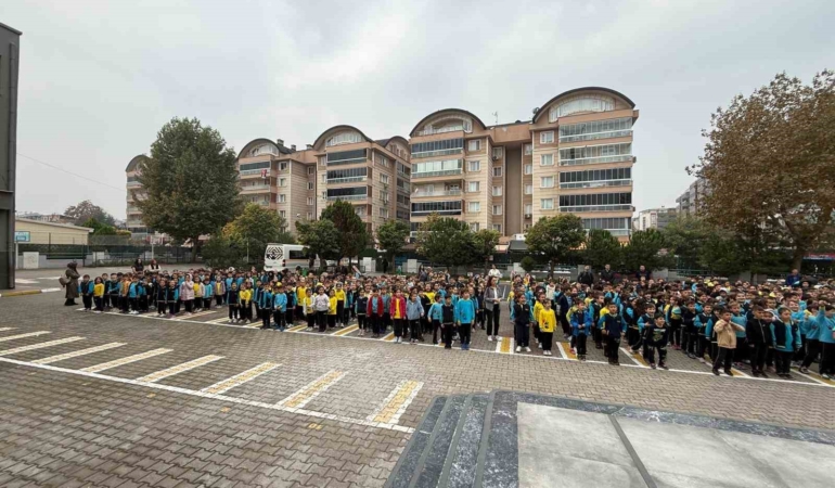 120O öğrenci derse sporla başlıyor