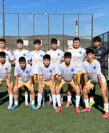 Bilecik U16 Gençler Ligi’nde 3 maçta fileler 20 kez havalandı
