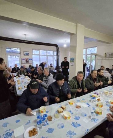 Pınarhisar Hacıfaklı Köyü Camii’nde sabah namazı buluşması