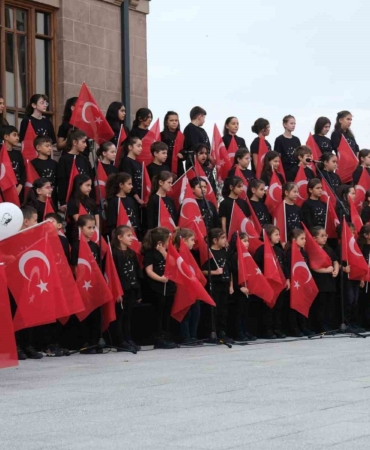 Büyükçekmece’de Büyük Önder Gazi Mustafa Kemal Atatürk etkinlikle anıldı