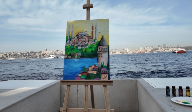 Öğretmenler Kız Kulesi’nden eşsiz İstanbul manzarasını resmetti