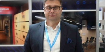 Profesörden yapay zekaya: "Çok fırın ekmek yemesi lazım"