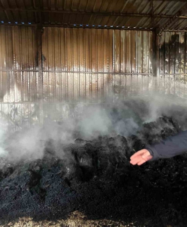 Keşan’da çıkan yangında bin saman balyası yandı