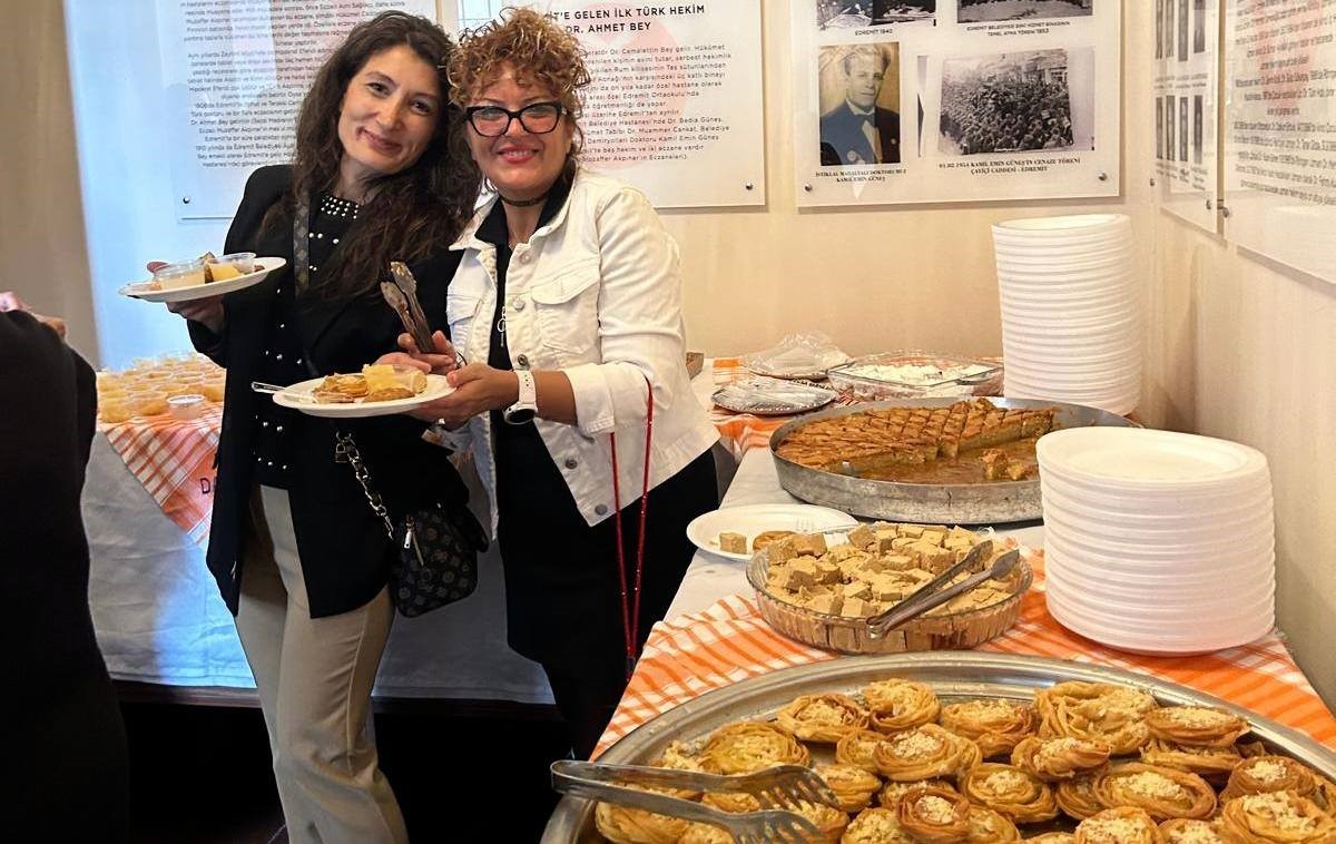 ’Edremit Tatlıları’ etkinliği büyük ilgi gördü