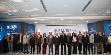 Dr. Ahmet Özkul; "Hayatın içinde olun iz bırakın"