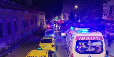 Sultanbeyli’de ahşap ev küle döndü