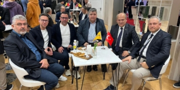 Edremit Ticaret Odası İstanbul’daki Avrasya Pencere, Kapı ve Cam Fuarlarına katıldı