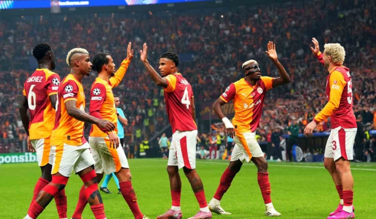 Galatasaray, UEFA Şampiyonlar Ligi’nde Ajax deplasmanında