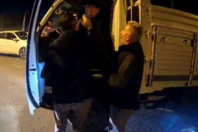 Arnavutköy’de trafikte sinir krizi: "Canım sıkkın" deyip motosiklet sürücüsüne saldırdı