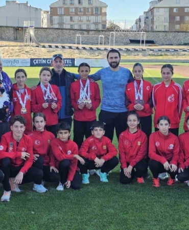 Avrupa’da tarih yazdılar, Bandırma’da tebrikleri topladılar