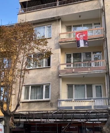 Bursa’da balkondan düşen yaşlı adam hayatını kaybetti