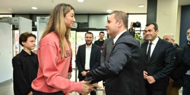 Başkan Akın, milli sporcuları ağırladı