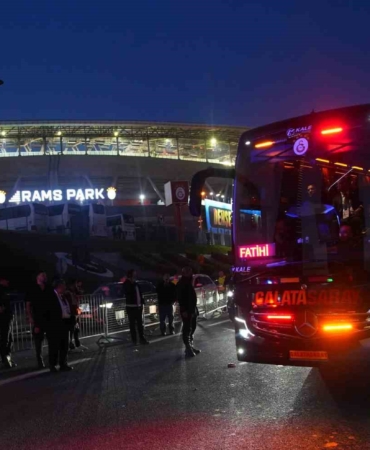 Galatasaray stadyuma ulaştı