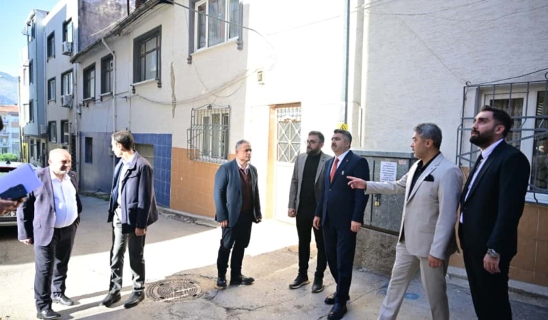 Yıldırım’da merdivenli yollar, çıkmaz sokaklar caddelere dönüşüyor