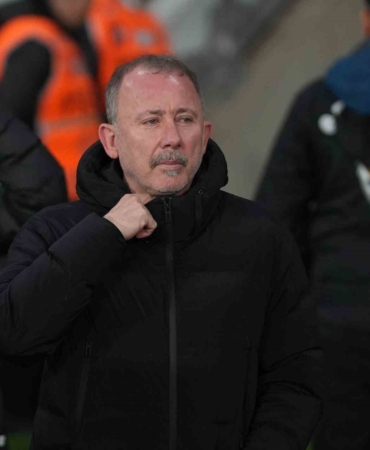 Trendyol Süper Lig: Fatih Karagümrük: 0 - Beşiktaş: 0 (Maç devam ediyor)