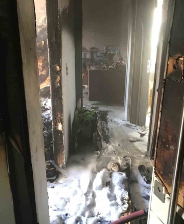 600 Evler Mahallesi’nde apartman dairesinde yangın paniği