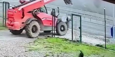 Değeri 5 milyonun üzerindeki iş makinesini saniyeler içinde çaldı