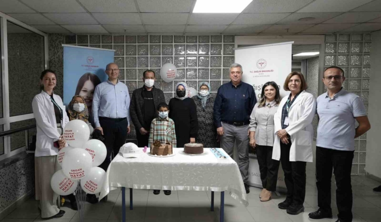 Böbrek nakli olan hastalar buluştu