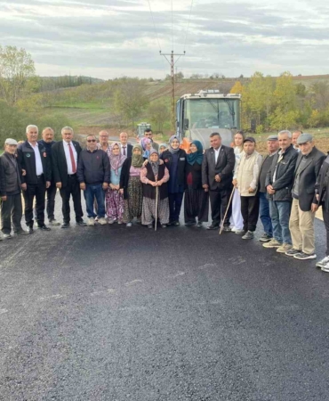 Kaymakam Kılıç köylerdeki asfalt çalışmasını inceledi