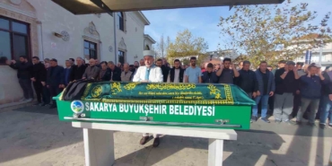 Sakarya’da kazada hayatını kaybeden yaşlı kadın son yolculuğuna uğurlandı