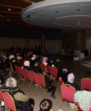 Efsane sporcu Naim Süleymanoğlu Osmangazi’de anıldı