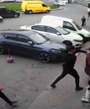 Sultangazi’de "muslukları neden açık bıraktın" kavgasında dükkanı basan sabıkalı baba dehşet saçtı