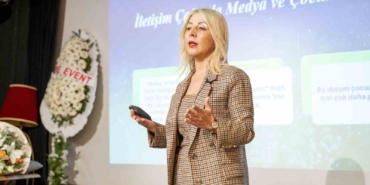 Dijital dünyayı çocuklar anlıyor, yetişkinler yanılıyor