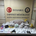 Beyoğlu ve Kağıthane’de uyuşturucu operasyonu: Hap satan 2 kadın gözaltında
