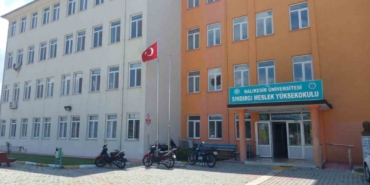 Sındırgı’da deprem nedeni ile MYO’da dersler uzaktan eğitim