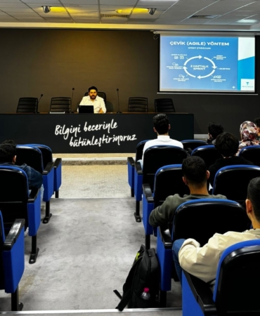 Sektörle Buluşma etkinliğinde yazılım konuşuldu