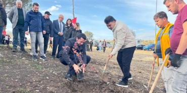 Ağaçlandırma günü etkinliği Havran’da gerçekleştirildi