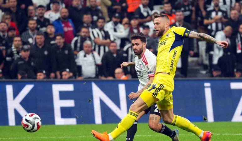 Trendyol Süper Lig: Beşiktaş: 2 - Fenerbahçe: 3 (Maç sonucu)
