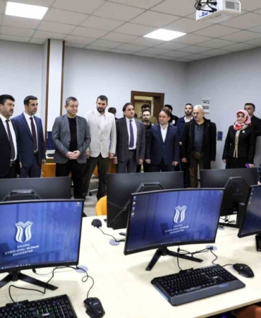 SUBÜ’de Yazılım Geliştirme ve Sistem Laboratuvarı açıldı
