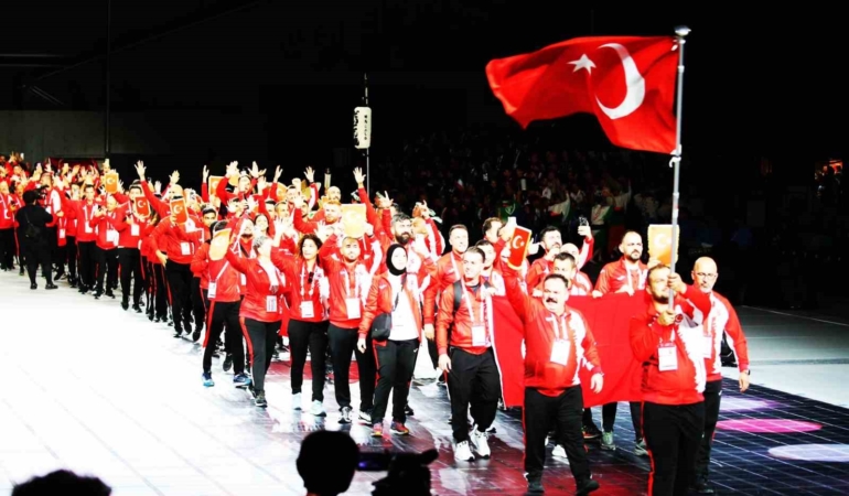 Tokyo 2025 İşitme Engelliler Yaz Olimpiyatları’ndan görkemli açılış