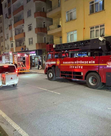 Baca temizliğinden çıkan dumanı yangın sanan vatandaşlar ortalığı ayağa kaldırdı